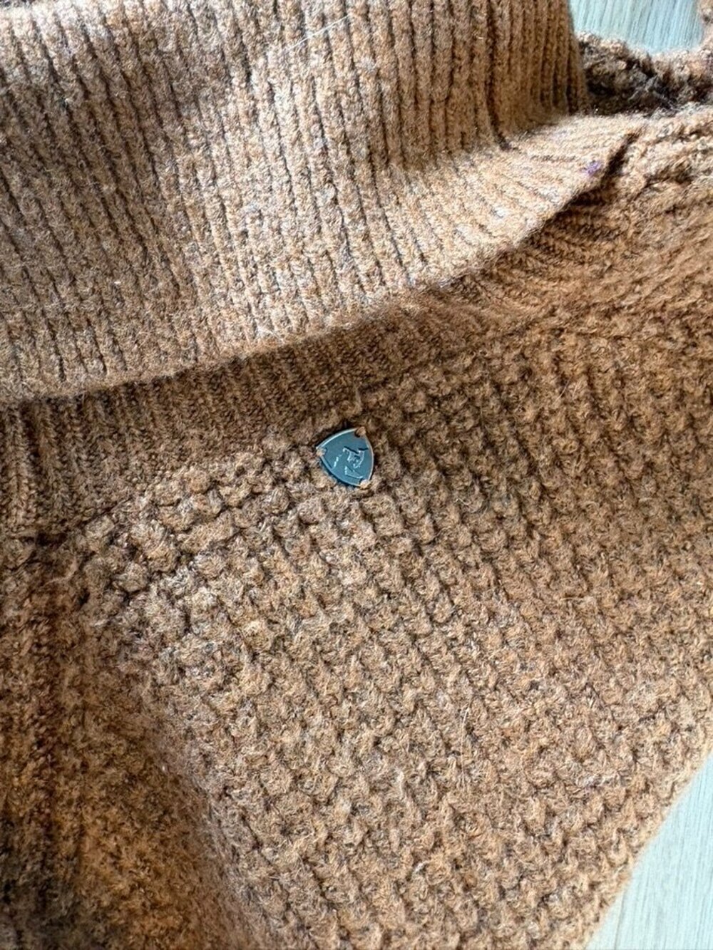 Kuhl Warm Chestnut Turtleneck Sweater Cable Chunky Knit Medium - Picture 9 of 10